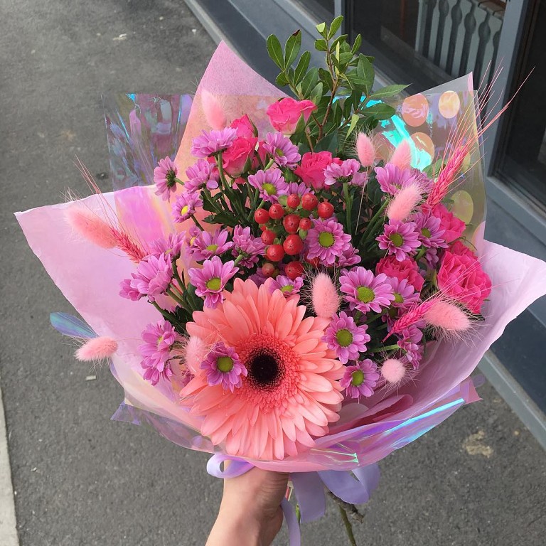 Букет цветов из: Розы, Герберы и Хризантемы в Барсуковской