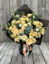 Букет цветов из:  Розы и Лизиантусы в Барсуковской
