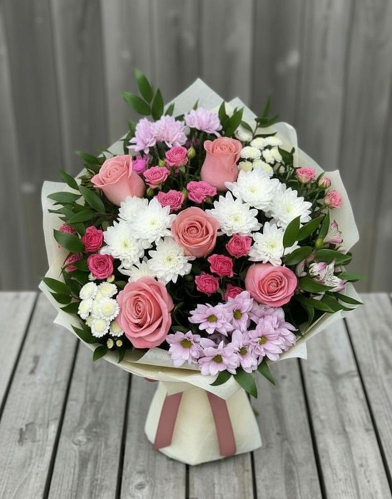 Букет цветов из: Альстромерии, Гвоздики, Розы и Хризантемы в Барсуковской