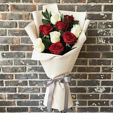 Букет цветов из:  Розы #REPLACE_PRED# Барсуковской