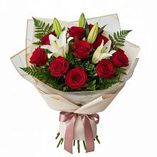 Букет цветов из:  Лилии и Розы в Барсуковской
