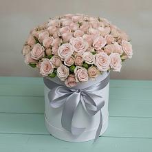 Цветочная композиция из Розы в шляпной коробке в Барсуковской