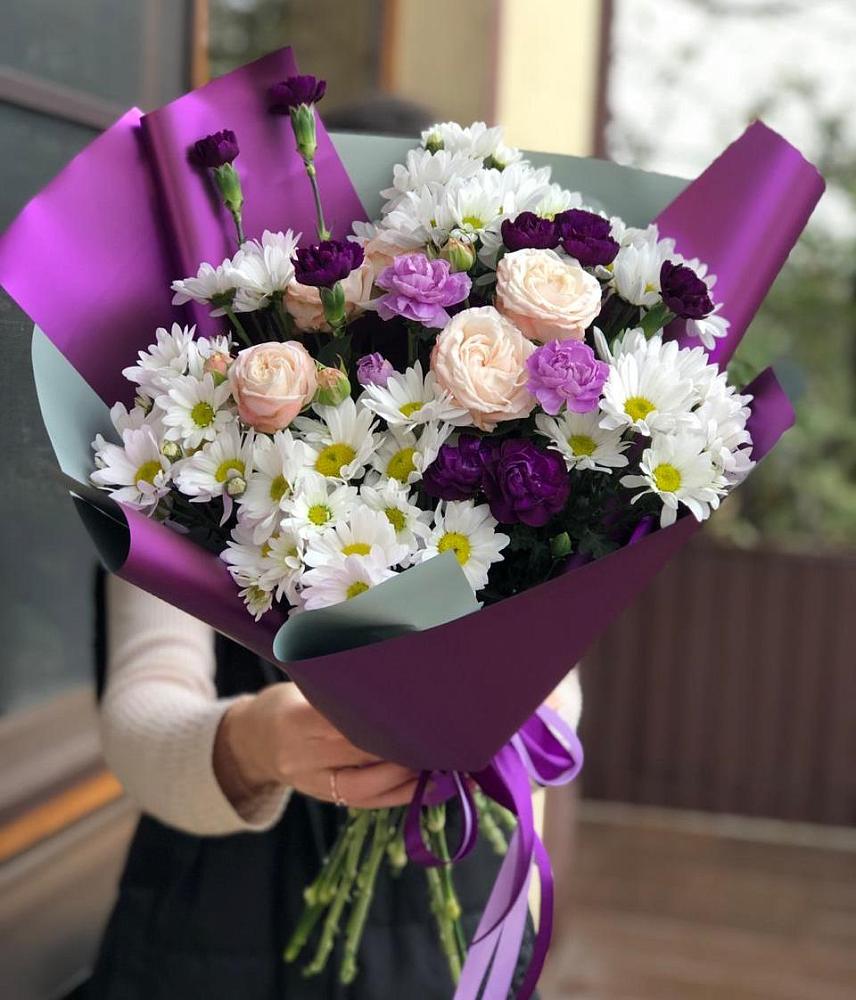Букет цветов из: Хризантемы, Гвоздики и Розы в Барсуковской
