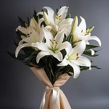 Букет цветов из:  Лилии в Барсуковской