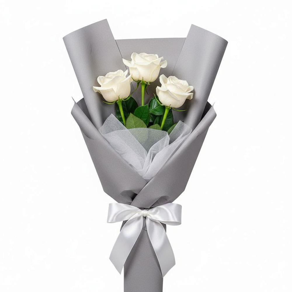 Букет 3 белые розы в Барсуковской