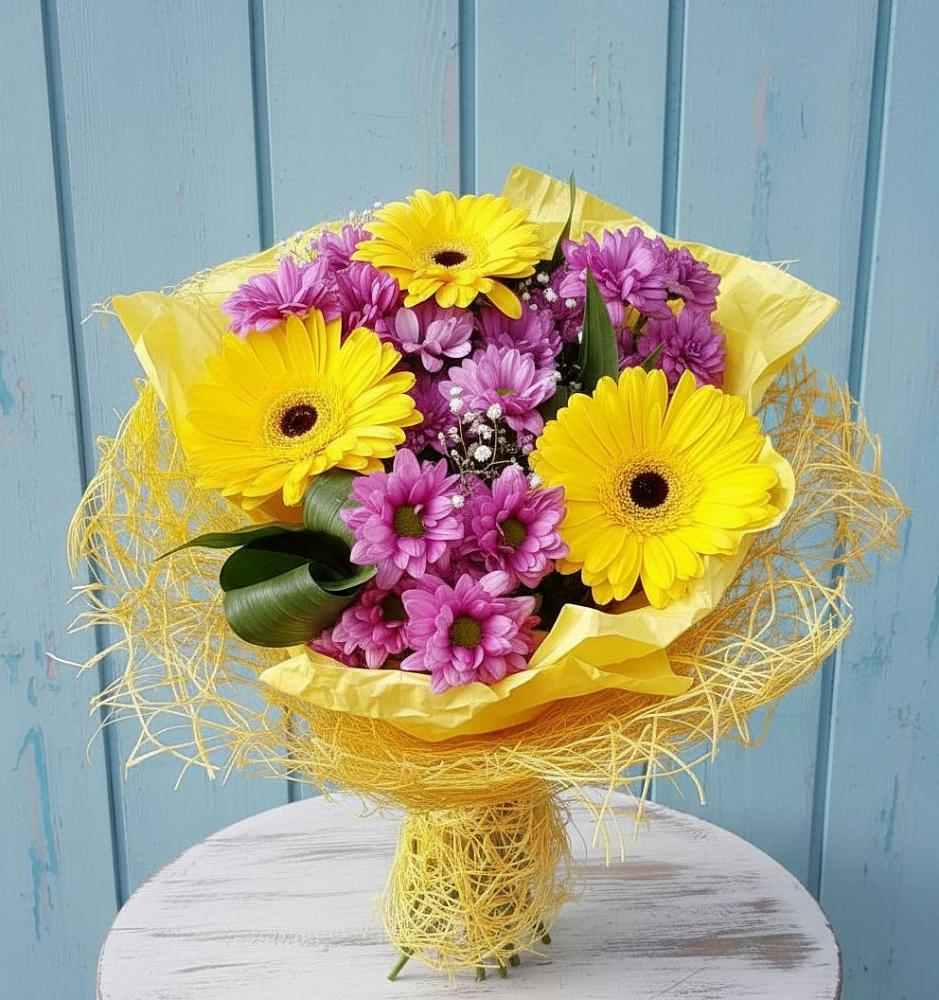Букет цветов из: Хризантемы и Герберы в Барсуковской