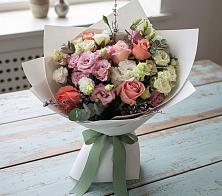 Букет цветов из:  Розы, Лизиантусы и Гвоздики #REPLACE_PRED# Барсуковской