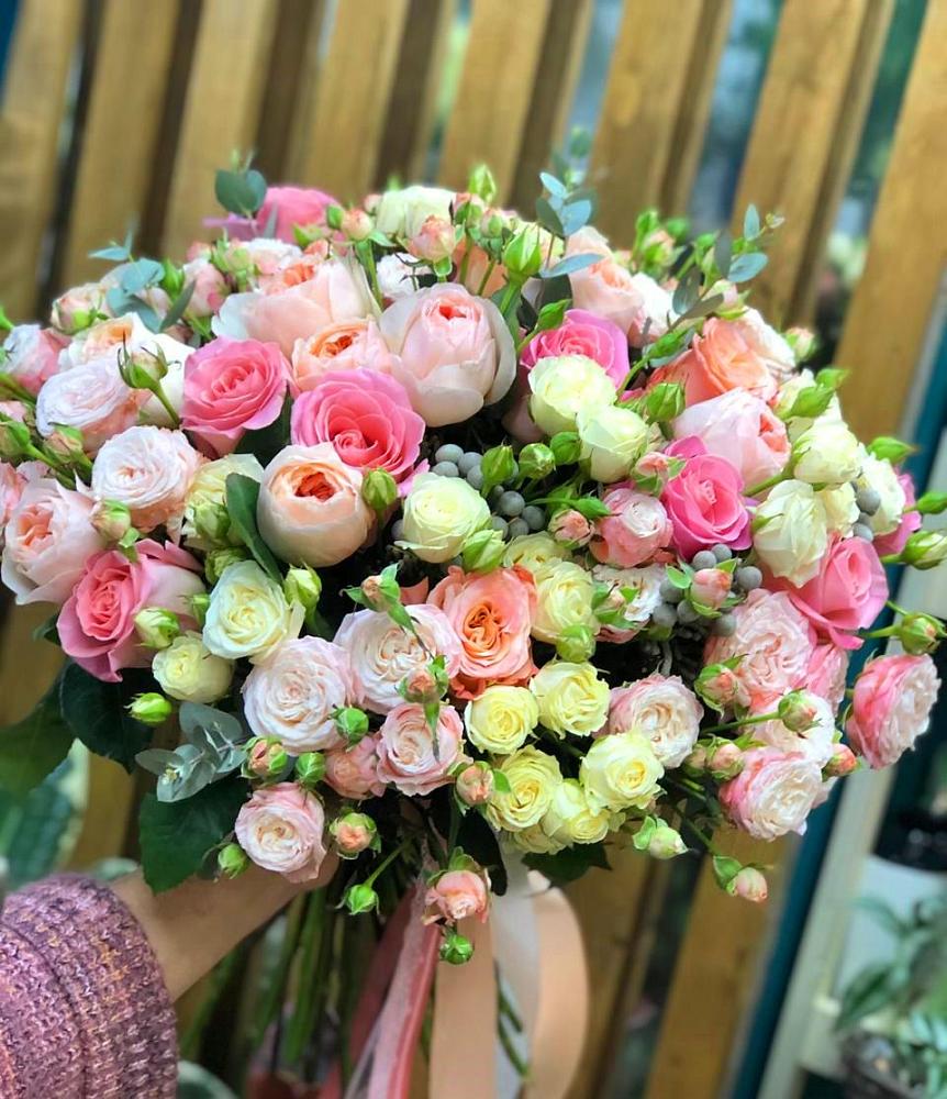 Букет цветов из: Розы в Барсуковской