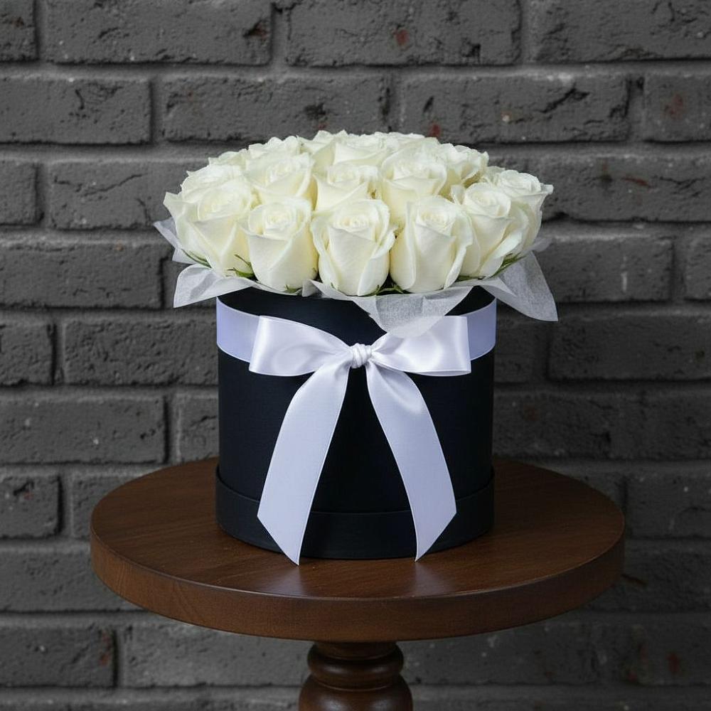 Цветочная композиция из Розы в шляпной коробке в Барсуковской